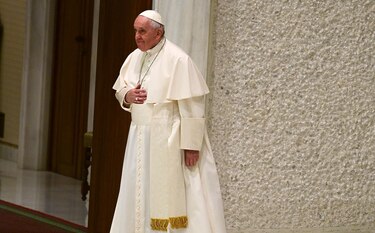 El papa pide abrir corredores humanitarios en Mariúpol y denuncia destrucción de la ciudad
