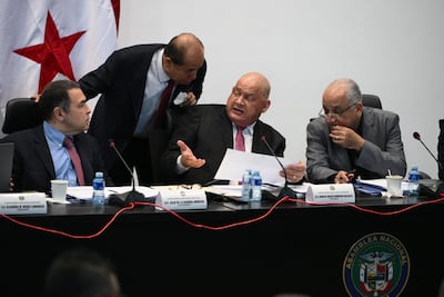 El polémico proyecto de reformas electorales llega al pleno, pero sin firmas de tres comisionadas