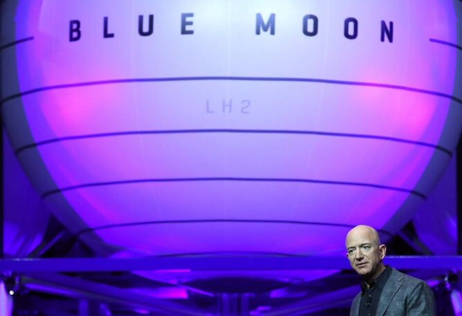 Jeff Bezos dueño de Amazon enviará nave espacial a la Luna