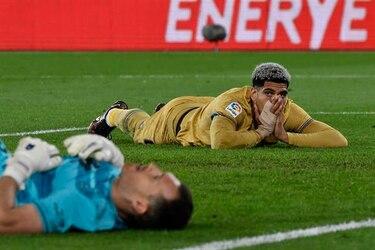 Xavi: ‘Hemos fallado y quiero pedir disculpas a la afición’