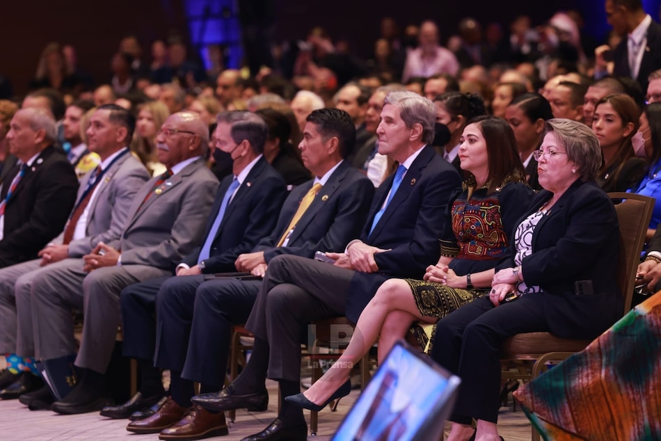 Compromisos por $6,000 millones para cuidar océanos; Panamá reniega del plástico