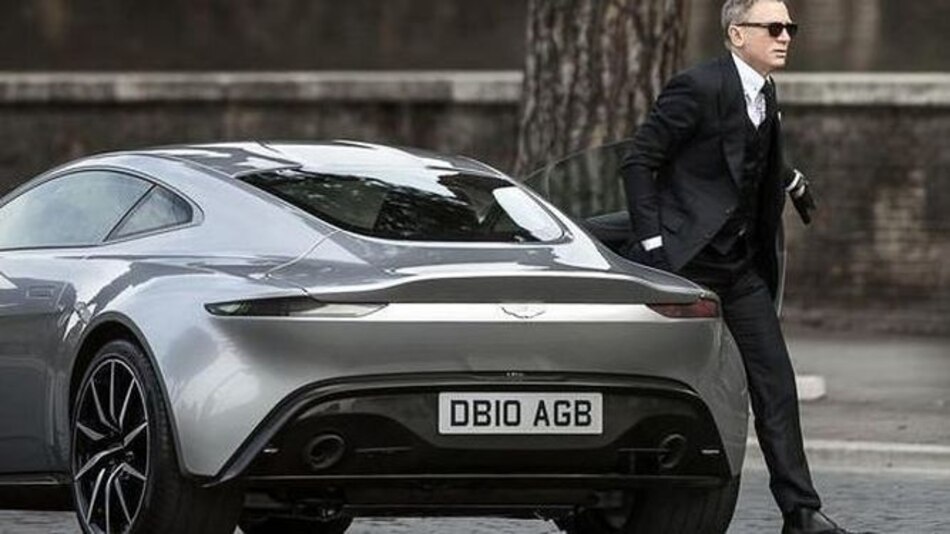 El Aston Martin de Daniel Craig se vende por 468 mil 500 dólares en Nueva York