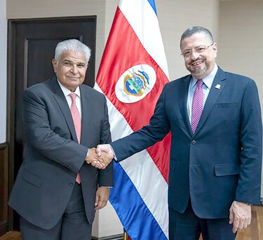 El presidente de Costa Rica confirma su asistencia a la investidura de Mulino en Panamá