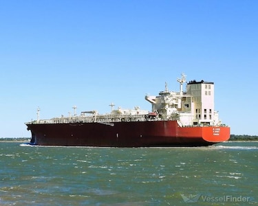 Naviera surcoreana paga $5.3 millones en subasta para cruzar el Canal de Panamá