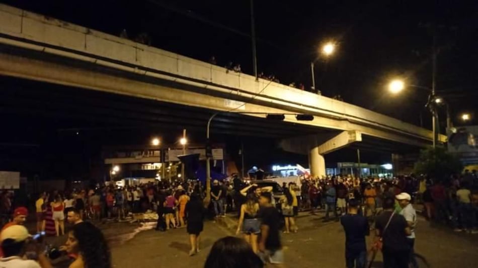 Se mantiene el cierre de la vía Interamericana en Santiago de Veraguas