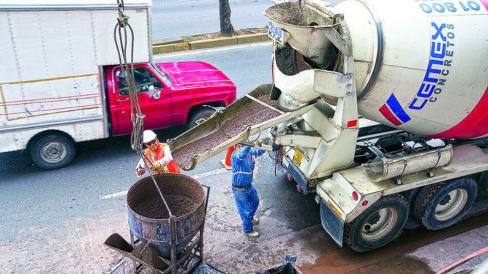 Inversionistas evalúan rebaja en deuda de Cemex