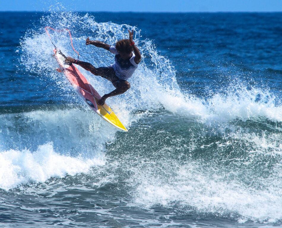 Panamá define equipo open de surf para cita mundial