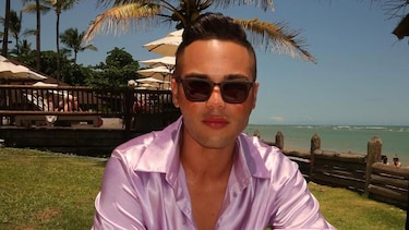 La vida de las niñeras de millonarios: ‘Tuve que hacer la maleta de un día para otro para recoger un Ferrari en Francia’