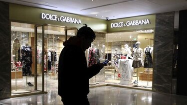 Modelo de Dolce & Gabbana se lamenta por anuncio
