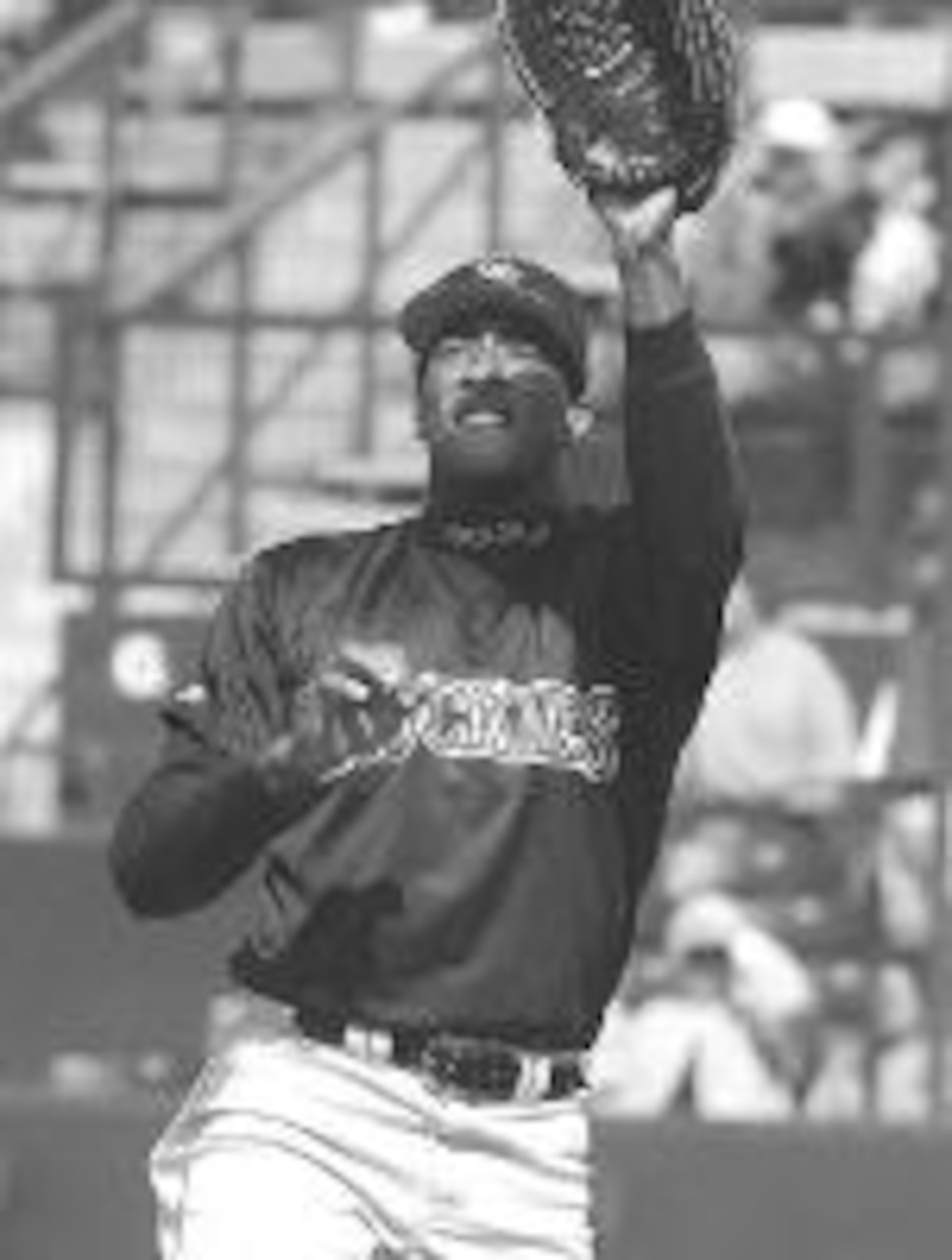 Pedro Astacio, lejos de los Astros