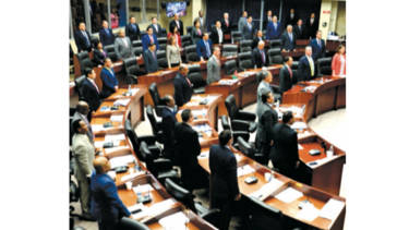 Finaliza conformación de comisiones legislativas