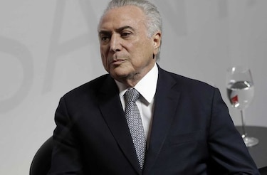 Abogados buscan que legisladores aceleren casos contra Temer