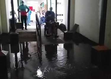 Lluvias afectan sala de maternidad del hospital de Las Tablas
