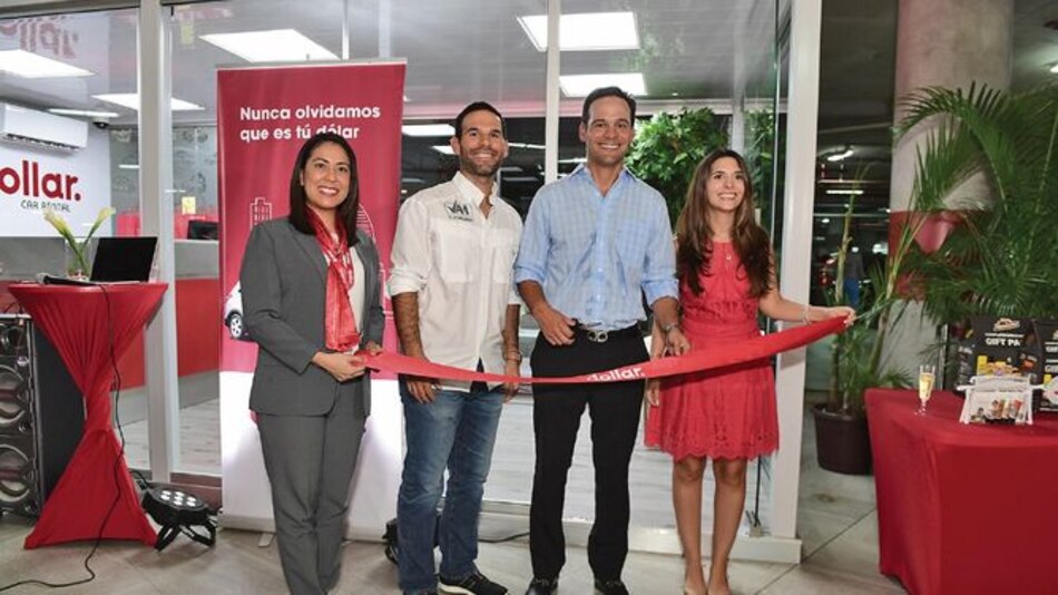 Dollar Car Rental abre sus puertas en Santa María Plaza