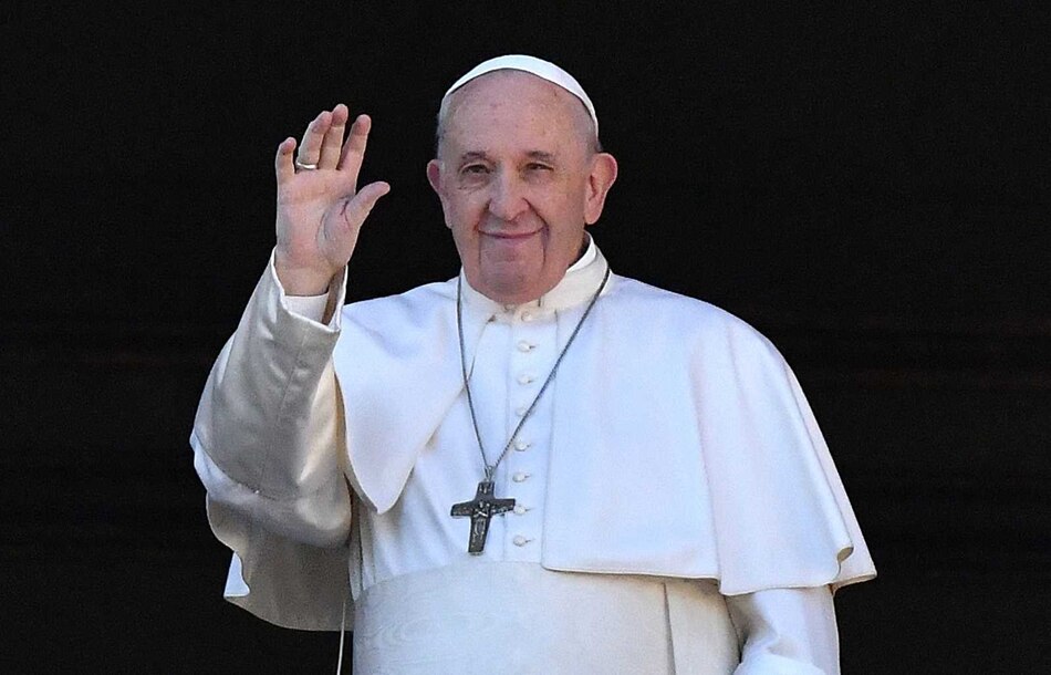 Palabras del papa a favor de las uniones civiles de parejas del mismo sexo satisfacen a turistas y peregrinos