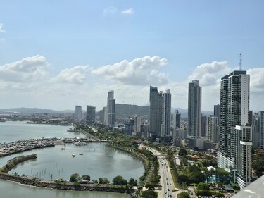 MEF coloca $3,100 millones en bonos de la deuda en el mercado internacional