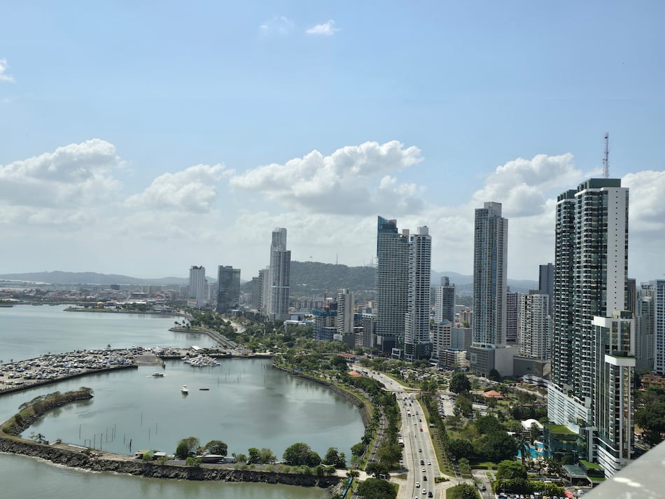 Bonos de Panamá caen luego del aumento del presupuesto del Estado