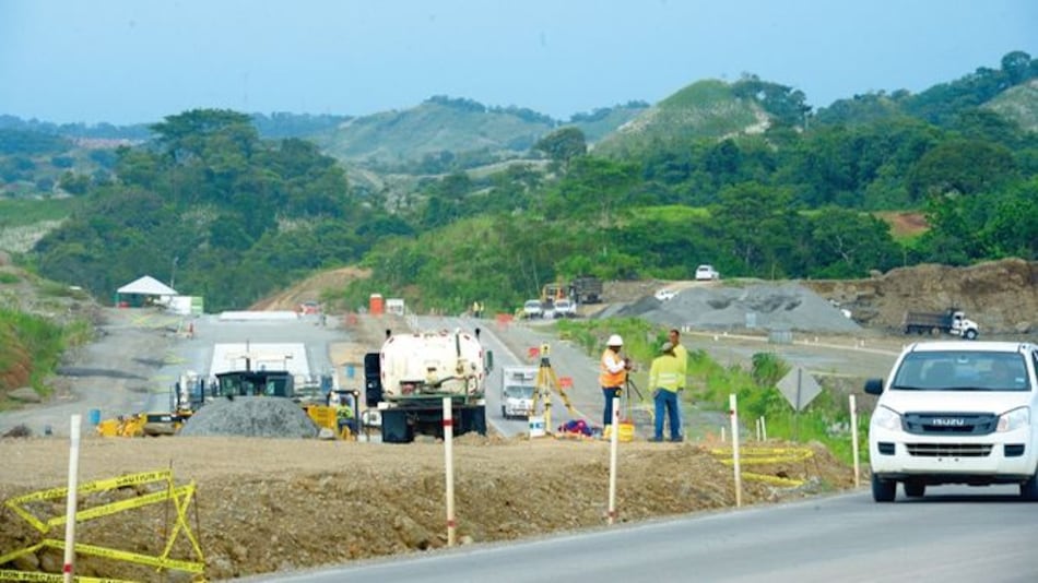 Obras en vía entre Pedregal y Gonzalillo tienen 53% de avance