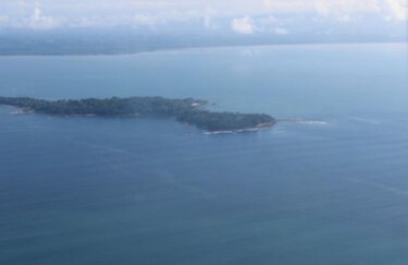 Buscan a un náufrago en Isla Chepillo