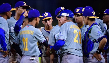 Oeste parte por delante aplastando a Coclé; Los Santos empata la serie ante Herrera