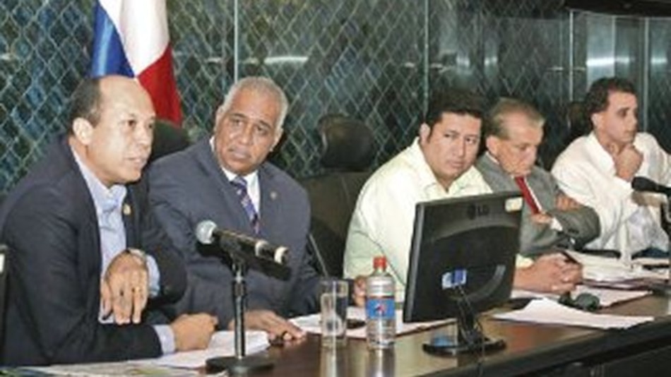 Abren puertas a independientes