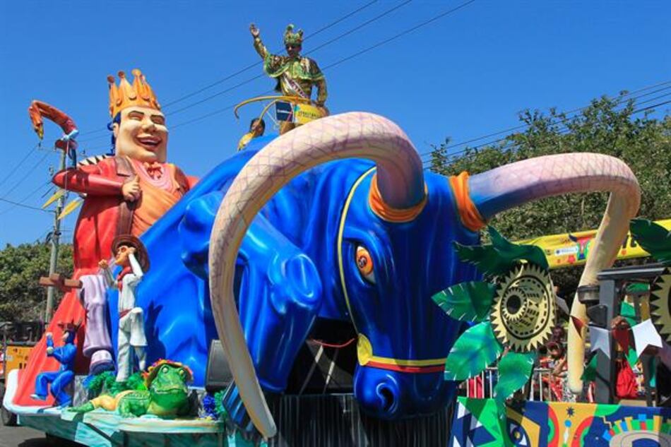 La Batalla de Flores, una tradición de 120 años en Carnaval de Barranquilla