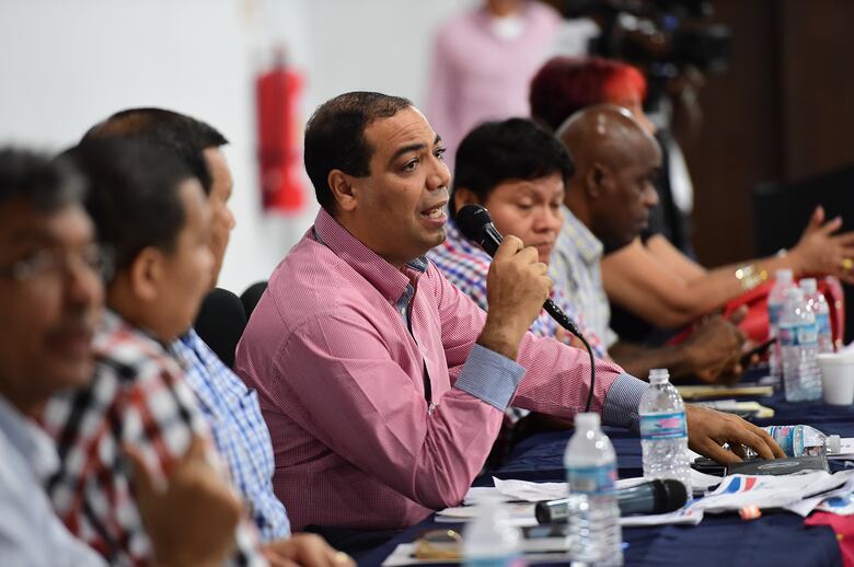 Conflictos y alianzas coyunturales marcan debate de la reforma a la CSS