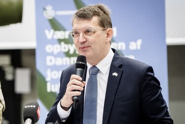 Ministro danés acusa a Trump de escalar conflicto por Groenlandia y de ‘amenazas veladas’