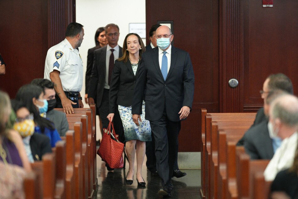 Exdirector de la Organización Trump se declara culpable de fraude financiero