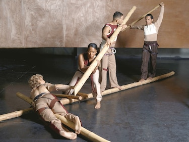 I~tension, equilibrio entre la danza vertical y contemporánea