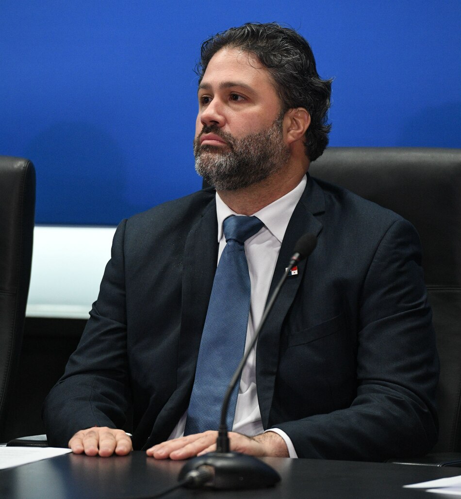 Gobierno suspende 381 mil sociedades anónimas