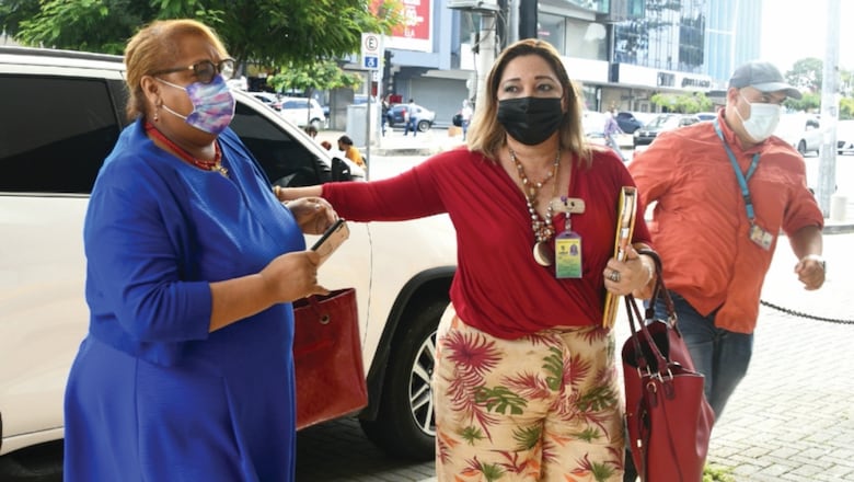 ‘Me advierten que debo cuidar mi vida’: Flor Mizrachi