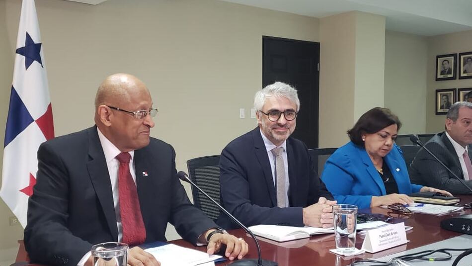 Panamá pedirá revisión de la OCDE para ser calificado como país cumplidor de transparencia fiscal en noviembre