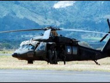 Mueren cuatro militares colombianos tras caída de helicóptero