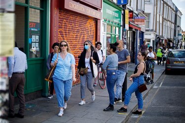 Unas 48,000 muertes son atribuidas al coronavirus en el Reino Unido