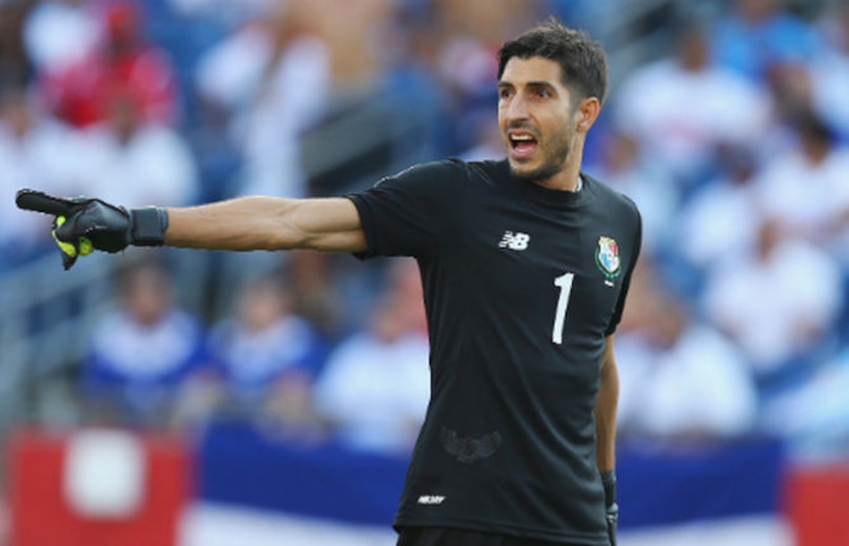 Jaime Penedo deja el Galaxy