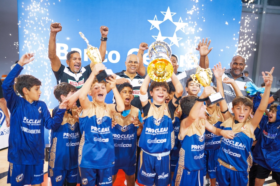 Los Fighting Owls de la AIP se coronaron campeones de Ludos en una final cardíaca