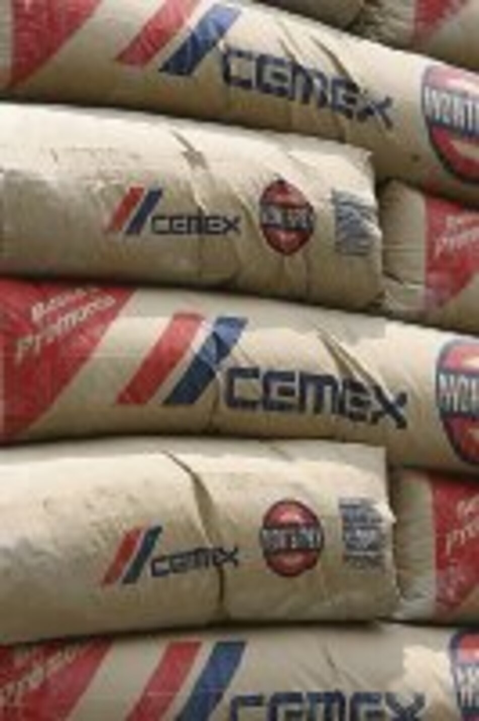 Cemex vende 39 plantas por 250 millones