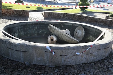 Un muerto en España tras el derrumbe de una fuente en las celebraciones del Mundial