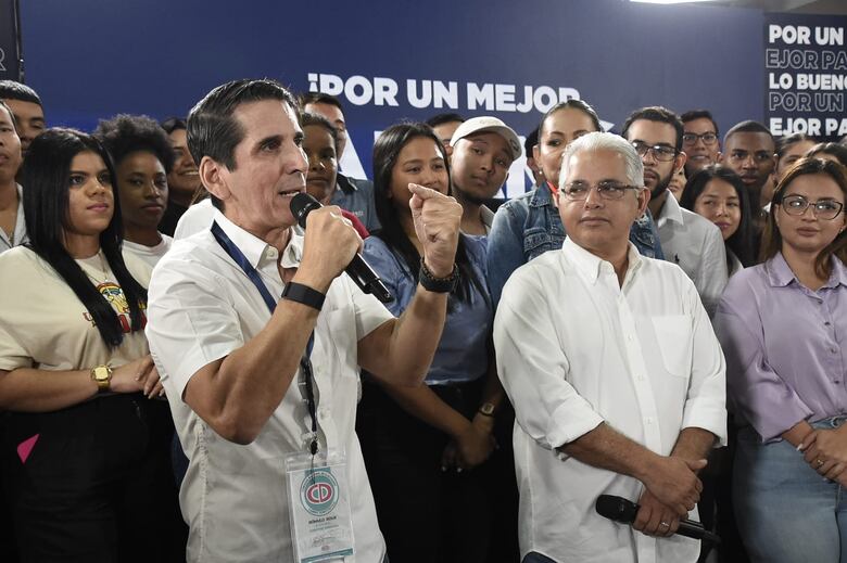 Oficial: Rómulo Roux encabezará la alianza presidencial entre el Partido Panameñista y Cambio Democrático; Blandón será el candidato a vicepresidente