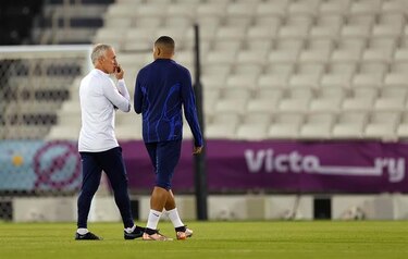 Didier Deschamps ensaya un cambio táctico antes de la final contra Argentina