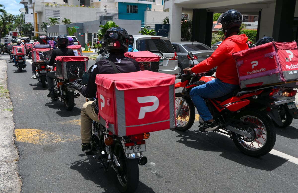 Repartidores de PedidosYa en paro no tienen vínculo laboral formal, según Mitradel