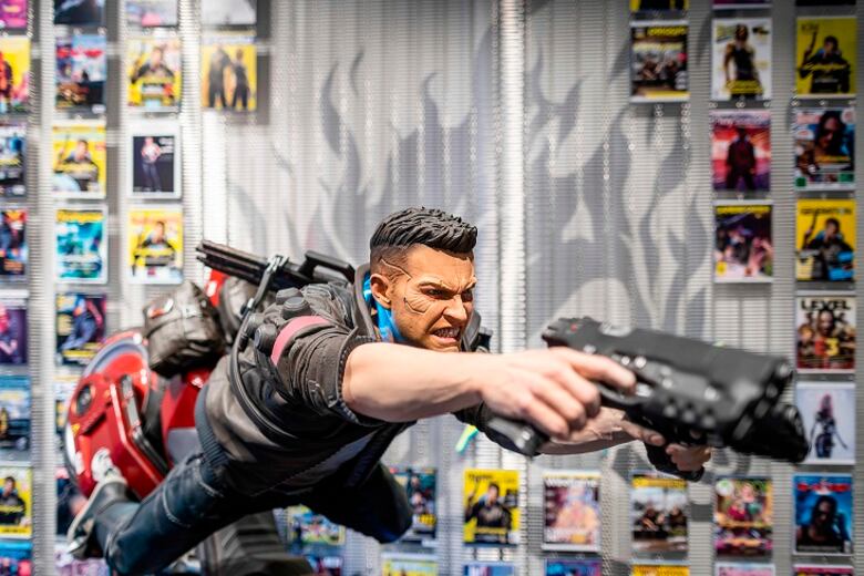 ‘Cyberpunk 2077’, una obra maestra del videojuego, llena de errores