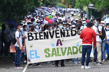 ‘Caravana al revés’: jóvenes salvadoreños claman por apoyo para no migrar