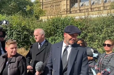 David Beckham estuvo por 12 horas en una fila para ver la capilla ardiente de la reina