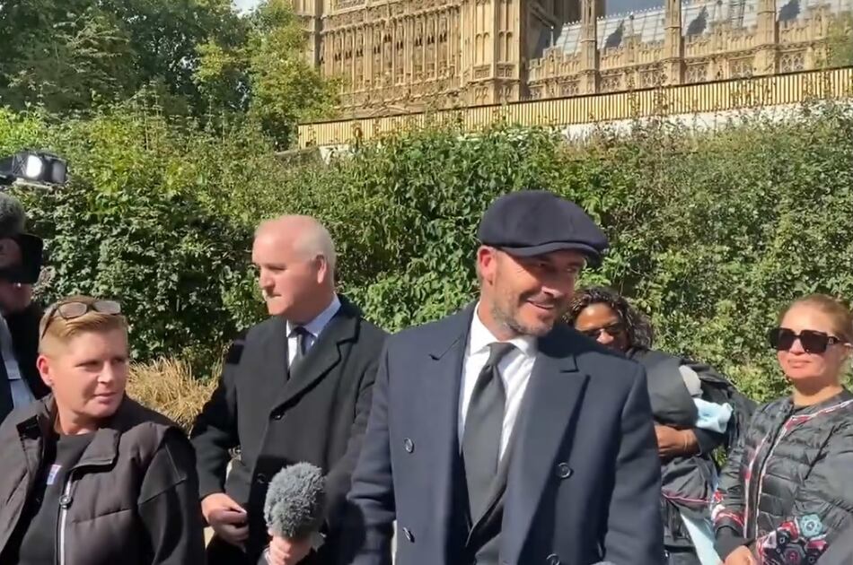David Beckham estuvo por 12 horas en una fila para ver la capilla ardiente de la reina