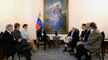 Mireya Moscoso pide que no haya demora en conocer los resultados de comicios legislativos