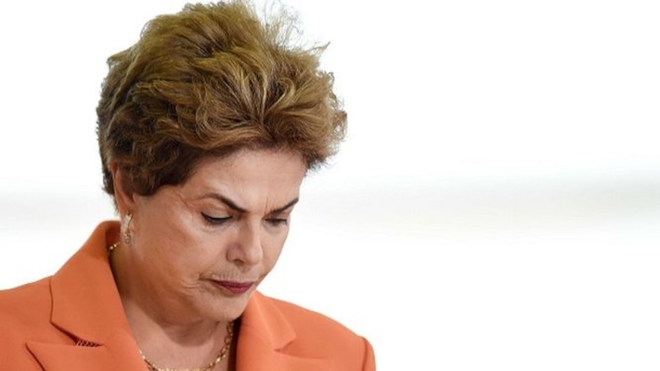 Dilma Rousseff luchará para volver al poder si es destituida