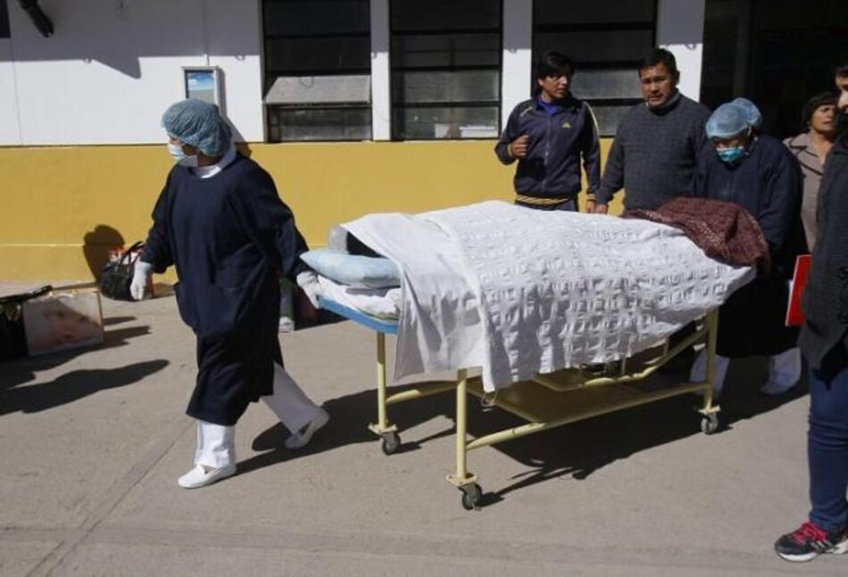 Fuerte sismo deja ocho muertos y 530 damnificados en Perú