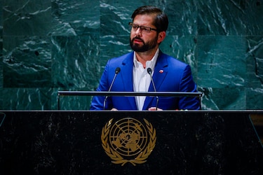Boric anuncia una ley de aborto legal para Chile